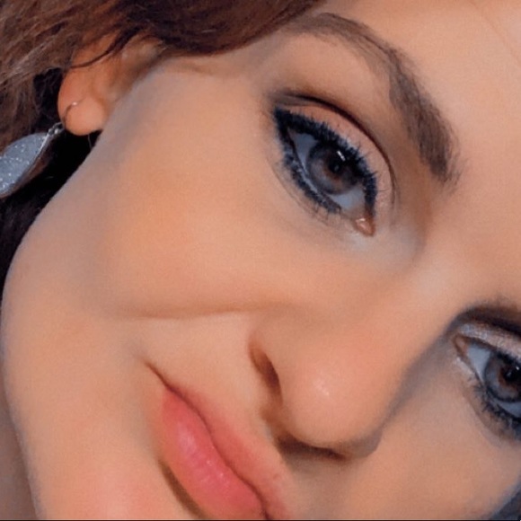 My name is Devyn, I’m a mother of 4!! 💕 - Picture 6 of 14